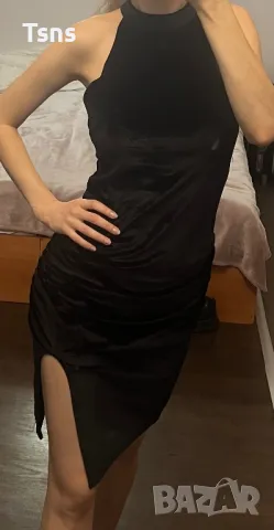 велурена рокля, снимка 2 - Рокли - 48088758