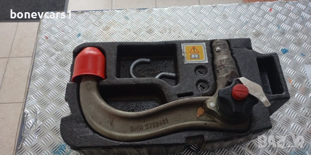 Теглич Х5 Е70 2007 /13 оригинален OEM 6769461