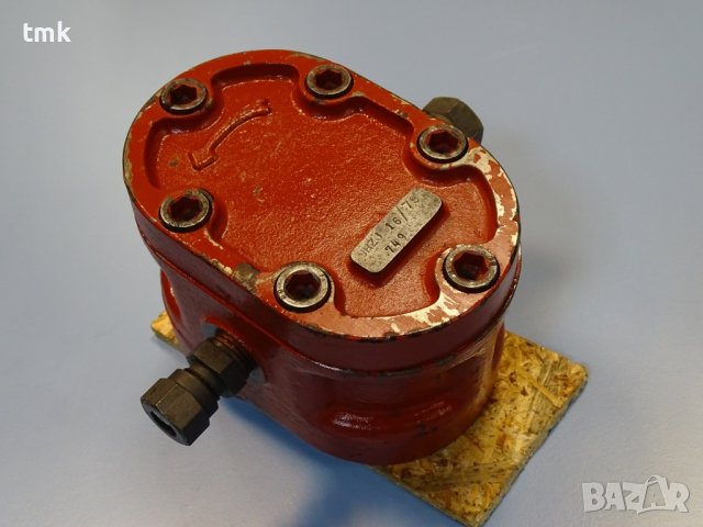 Хидравлична зъбна помпа TOS JHZJ 16/79 hydraulic pump, снимка 6 - Резервни части за машини - 42221680