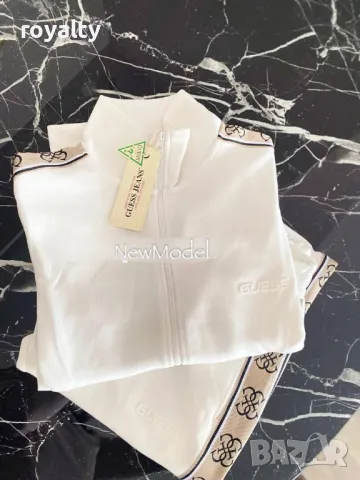 Guess дамски комплекти Различни цветове , снимка 2 - Комплекти - 49926142