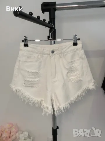 Къси дънки с висока талия, размер XS, снимка 2 - Къси панталони и бермуди - 50203429