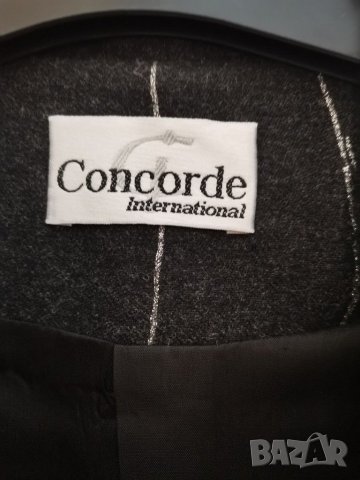 Елегантно манто, снимка 8 - Палта, манта - 31588927