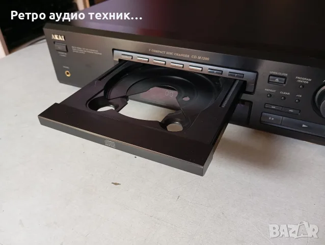 AKAI CD-M1200 changer 7compact disc, снимка 3 - Аудиосистеми - 56292945