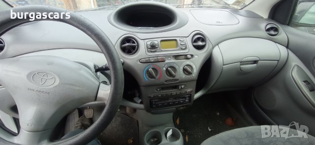 Toyota Yaris 1.0- 68к.с.  2002г на части, снимка 9 - Автомобили и джипове - 39251401