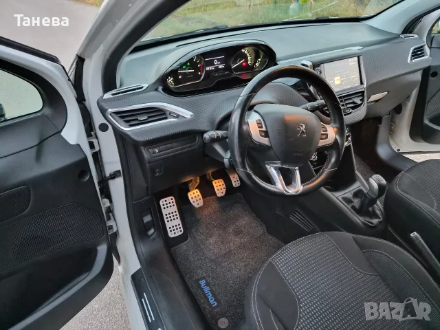 peugeot 208 1.6 hdi, снимка 9 - Автомобили и джипове - 55981839