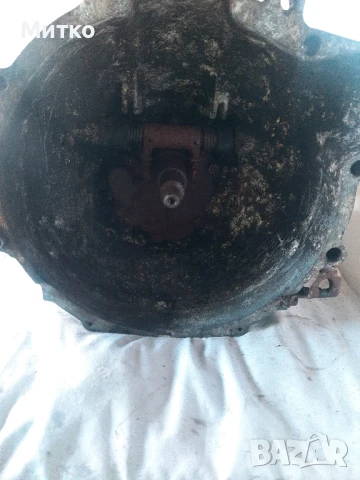 Ръчна скоростна кутия от Мицубиши L400  DELICA от 90 те години, снимка 8 - Части - 50980369