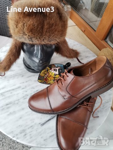 Елегантни обувки Clarks