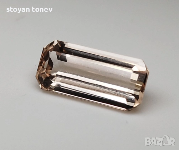 Естествен топаз с деликатен цвят 4.45кт.! Сертифициран! Нов!, снимка 12 - Други - 52299959