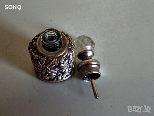 Рядко Старо Колекционерско Шише За Парфюм, снимка 4 - Антикварни и старинни предмети - 53144632