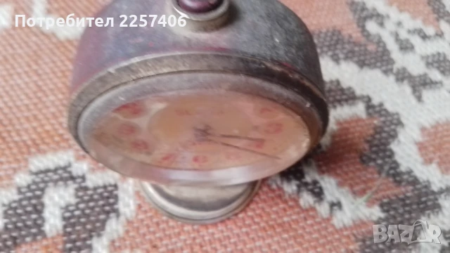 Часовник, снимка 2 - Стенни часовници - 50625811