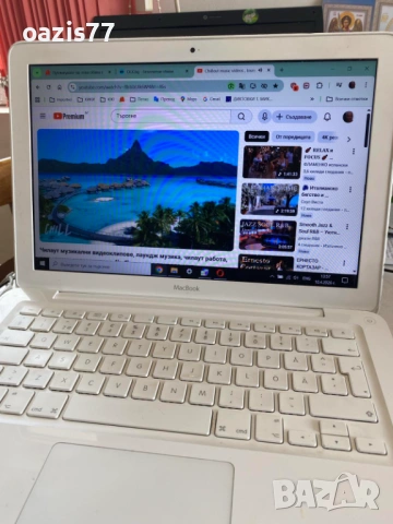 Лаптоп като нов  13.3 инча  WIN 10  RAM  8gb  Ofis inst