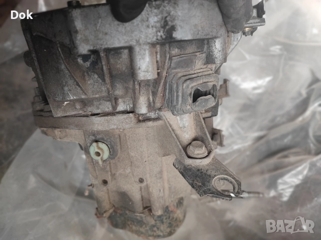 Скоростна кутия Рено Канго 1.9 D 65 к. с, снимка 4 - Части - 52809125