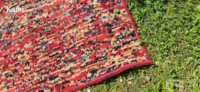 Пъстър килим