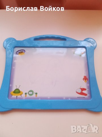 Детска пластмасова дъска за рисуване и смятане , снимка 1 - Рисуване и оцветяване - 42820728