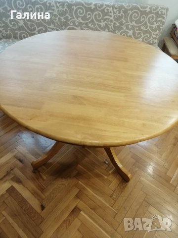 Трапезна маса