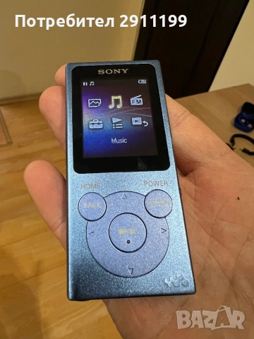 Медиа плеър Sony Walkman с подаръци, снимка 2 - MP3 и MP4 плеъри - 54256263