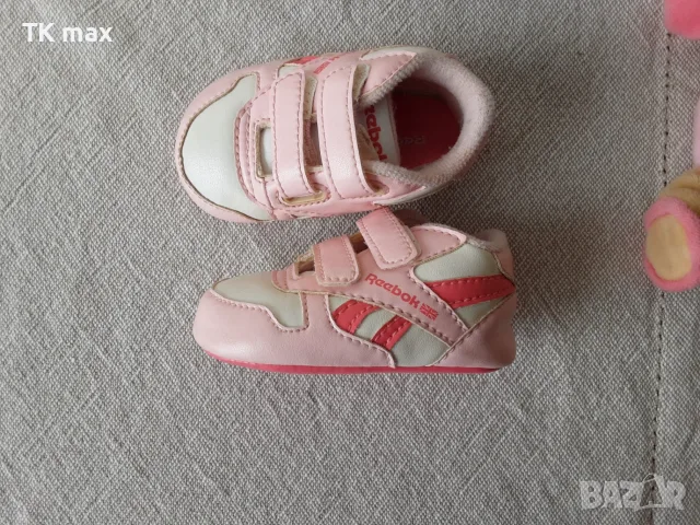 🦌 Reebok с еленче – Първи обувки за бебе (НОВИ, размер 17) 🌸