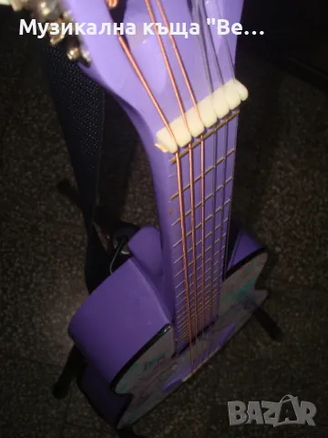Китара /детска/ с колан, снимка 7 - Китари - 47608984