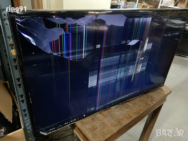 Телевизор Samsung UE42F5000AW На части 