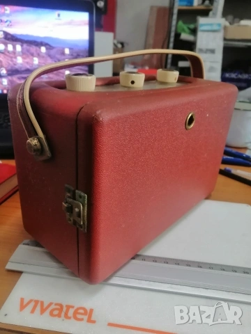 Ретро, английско AM радио ROBERTS R200, снимка 4 - Радиокасетофони, транзистори - 53981570