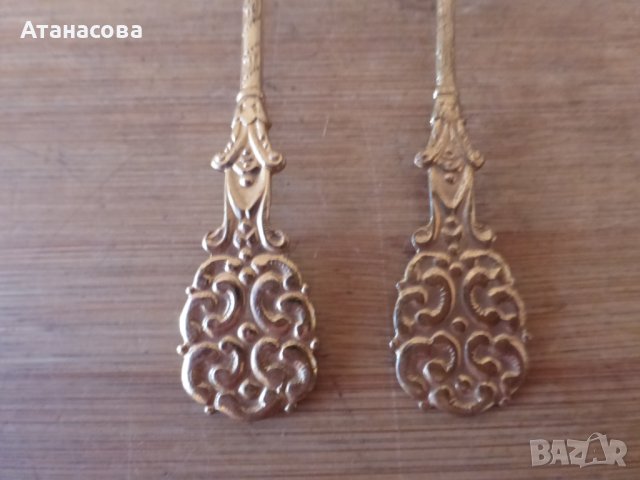 Сувенирни лъжички с емайл 2 бр 1970 г, снимка 4 - Антикварни и старинни предмети - 44375495