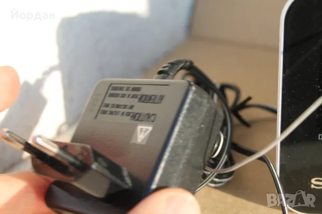 Портативно радио с часовник и аларма ''Sony XDR-c 706 DBR DAB DAB +'', снимка 3 - Радиокасетофони, транзистори - 47764705