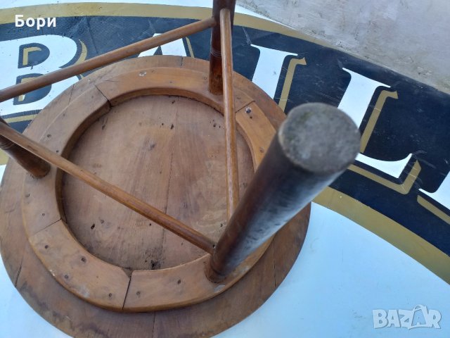 Стара трикрака кръгла маса, снимка 11 - Други ценни предмети - 31557400