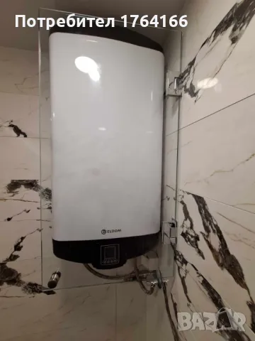 Стъклена преграда за предпазване на бойлер в баня, снимка 2 - Душ кабини и вани - 48364198