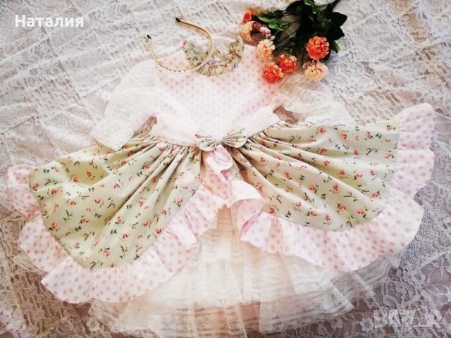 Рокля Винтидж , снимка 2 - Детски рокли и поли - 42635505