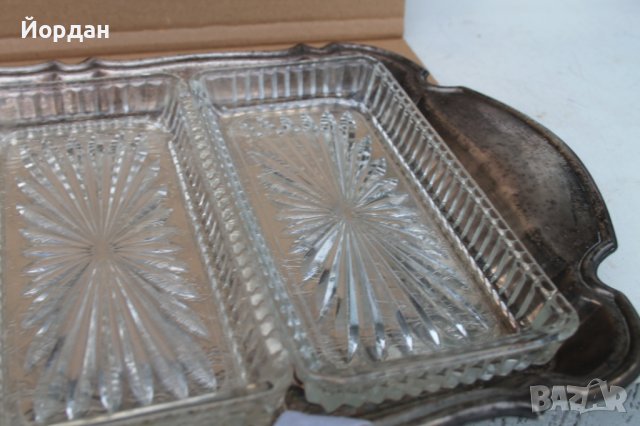 Посребрен поднос със стъклени купи, снимка 3 - Антикварни и старинни предмети - 40281783