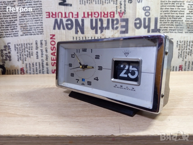 Стар китайски настолен часовник, снимка 2 - Антикварни и старинни предмети - 52897795