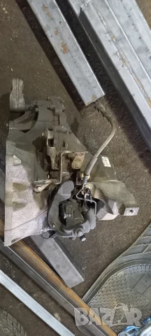 Ръчна скоростна кутия Ford Focus III 1.6 TDCI, снимка 3 - Части - 51315720