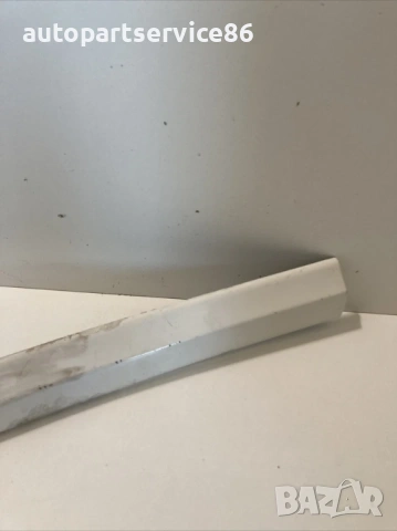 Декорация на предна лява врата бяла за KIA Rio 1.5 CRDi (2009) 87723-1G600, снимка 4 - Части - 53284671