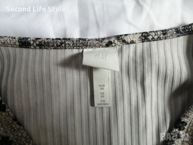 H&M дамско боди змийски принт р-р XS, снимка 3 - Блузи с дълъг ръкав и пуловери - 54097453