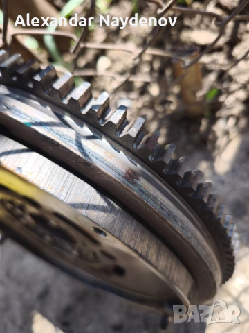 Маховик  за Toyota Corolla Verso, 2.0 D4D, 116 k.s., снимка 2 - Части - 54172416