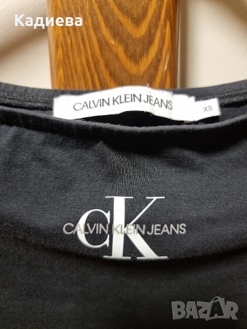 дамска тениска с паднало рамо - Calvin Klein Jeans , снимка 4 - Тениски - 54310742