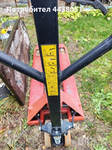 Количка -палетна почти нова