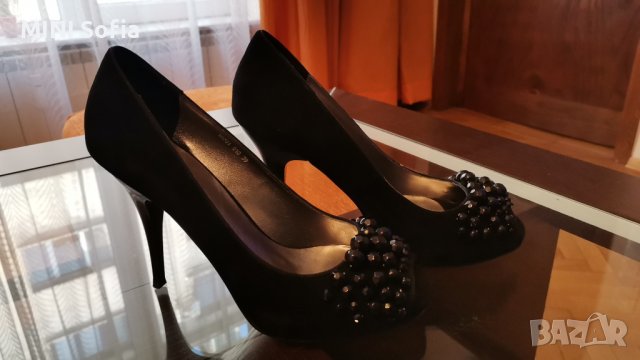 CafeNOIR / Официални италиански обувки на висок ток от естествен велур с червена подметка, снимка 11 - Дамски елегантни обувки - 36905485