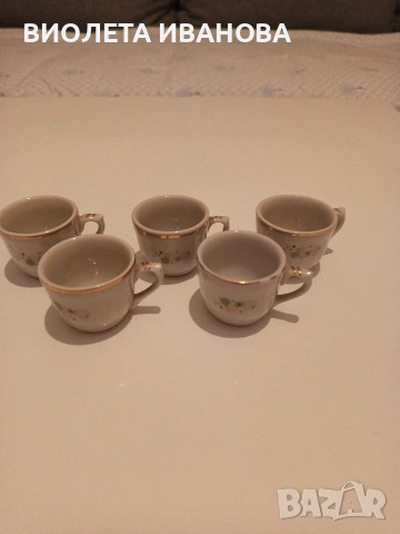 много малки чашки., снимка 2 - Други стоки за дома - 53057732
