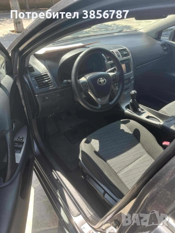 Toyota Avensis 2.0 D-4D, снимка 2 - Автомобили и джипове - 51446473