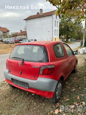  Продавам Toyota Yaris 1.0 бензин 68 коня НА ЧАСТИ , снимка 4 - Автомобили и джипове - 42712156