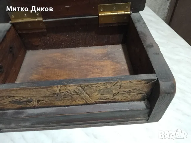 Винтидж дървена масивна кутия около 3 кг с месингови дръжки вечна 36х 22х13 см, снимка 10 - Антикварни и старинни предмети - 55725905