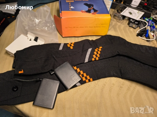 Отопляеми чорапи, Акумулаторни 5V 5000Ahm батерии Термо нагреватели за крака , снимка 3 - Мъжки чорапи - 52066874