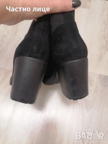 38н.Намални дамски боти велур, стелка 25 см., ток 8 см. , снимка 2 - Дамски боти - 52512645