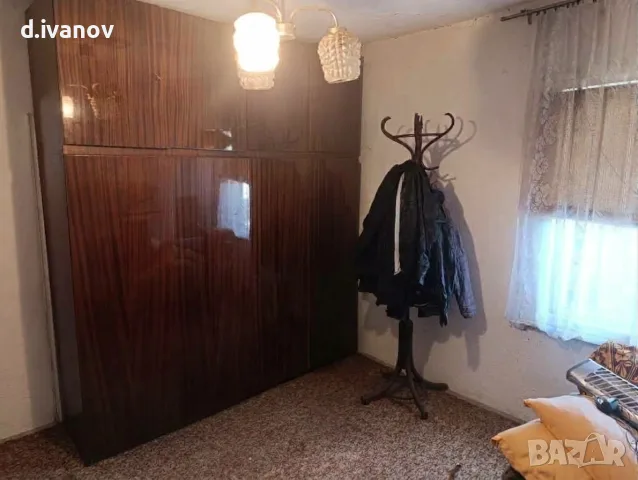 ПРОДАВА СЕ КЪЩА С ГОЛЯМ ДВОР – ГР. ТЕРВЕЛ, снимка 8 - Къщи - 56350341