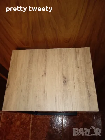 Помощна метална масичка с ПДЧ плот , снимка 2 - Маси - 47565418