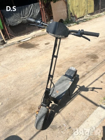 Продавам тротинетка kukirin G4