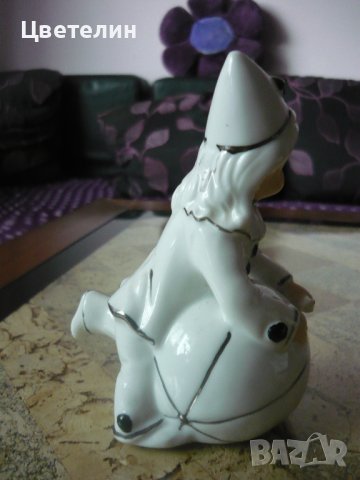Стара фигурка порцелан, снимка 2 - Антикварни и старинни предмети - 39382841