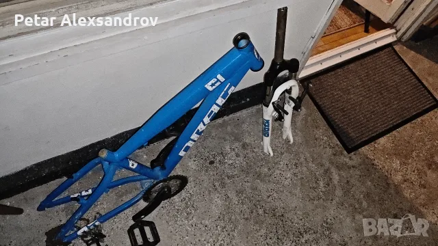 Рамка Drag C1 и вилка