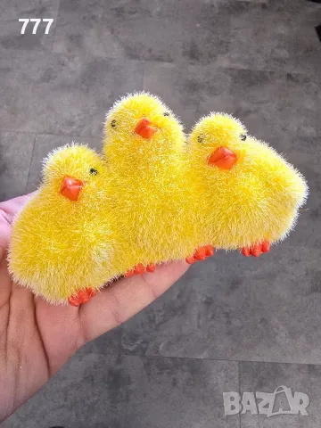 великденски фигурки  зайчета и пиленца 